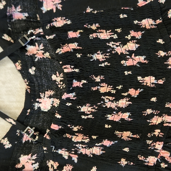 Garage Black Floral Romper - Picture 4 of 5